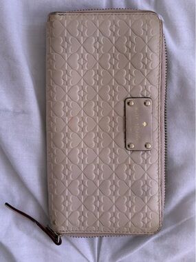 kate spade Blush Embossed Heart-Pattern Zip Wallet